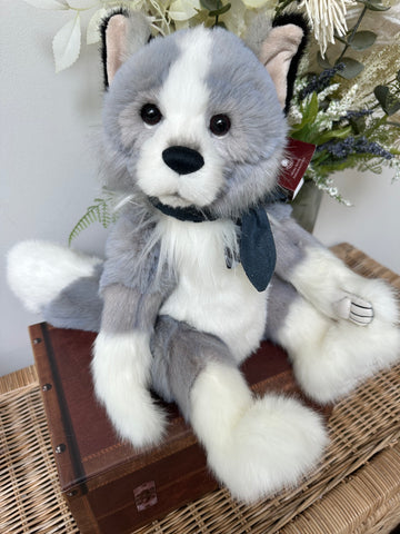 Quest Silver Fox Plush Charlie Bears Collectable