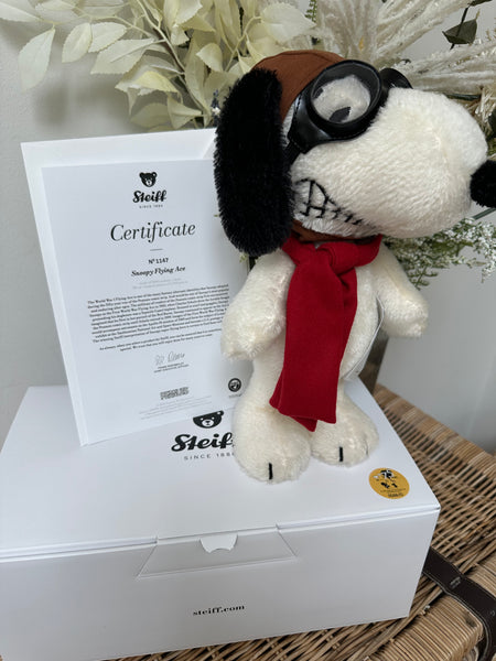 Steiff Snoopy Flying Ace ぬいぐるみ Snoopy Flying Ace by Steiff - 28cm - The Bear Garden