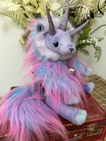 Tricorn Charlie Bears Limited Edition No 803