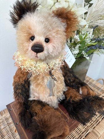 Many a Moon Paw Store Exclusive Isabelle Collection Limited Edition No 187