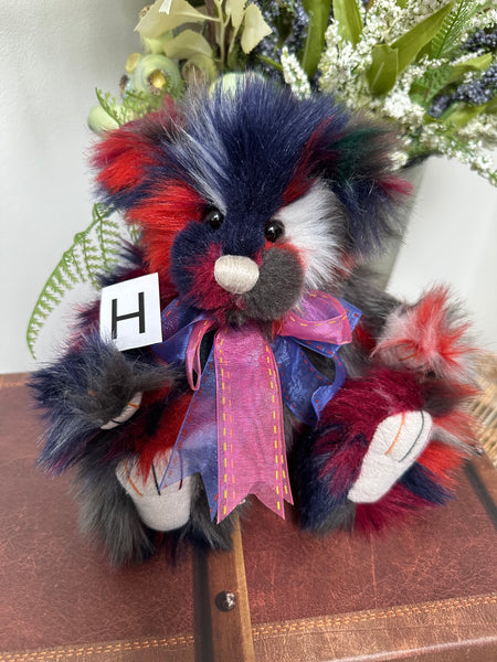 チャーリーベアーズ　Piggledy　ピグレディ Piggledy Charlie Bears Fully Jointed Plush Teddy Bear – Lovely Bears