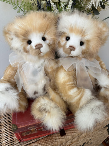 Zelda Charlie Bears The Pawtrait Gallery Collection Plush Teddy Bear