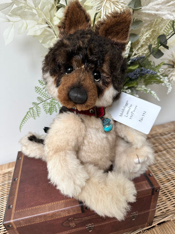 Middlebiggin Isabelle Collection Limited Edition Collectable Dog No 332