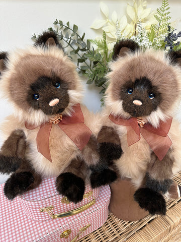 Queenie Plush Charlie Bears Ragdoll Kitten Cat