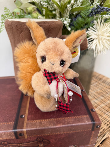 Squirrel Fussell Beige & While Clemens Christmas Limited Edition Collectable No 3