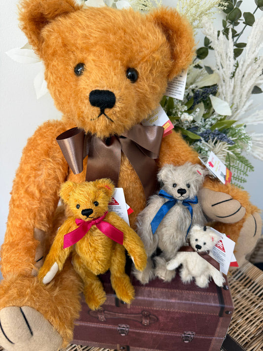Miniature Teddy Bears & Collectables