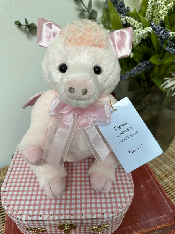 Pigasus Charlie Bears Plush Collection Limited Edition Piglet No 687