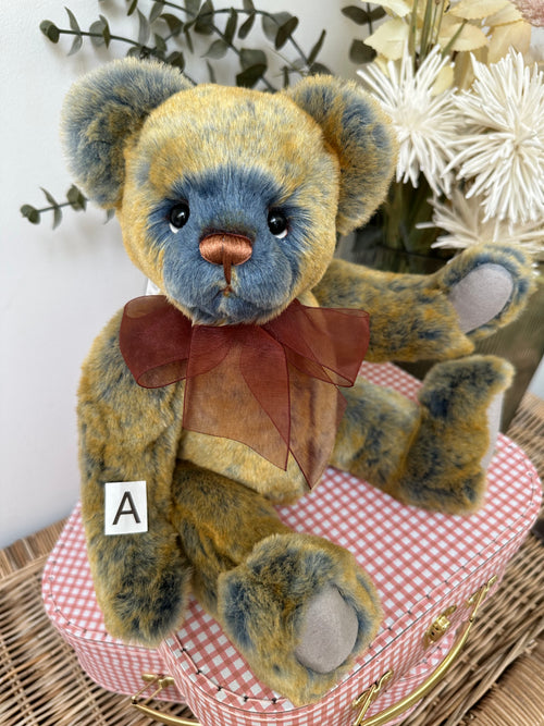 Noon Charlie Bears  Plush Collection Collectable Teddy Bear