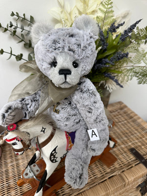 Ronan Charlie Bears Plush Collection Teddy Bear