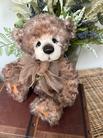 Camelot Charlie Bears Isabelle Collection Limited Edition No 240