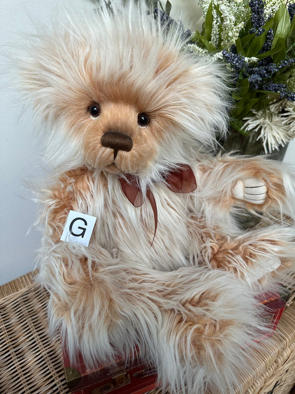 Ari Charlie Bears  Plush Collection Collectable Teddy Bear