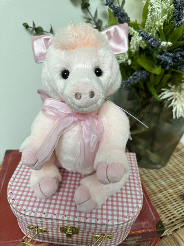 Pigasus Charlie Bears Plush Limited Edition Piglet No 692