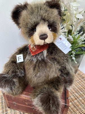 Newton Plush Collection Charlie Bears Plumo Teddy Bear