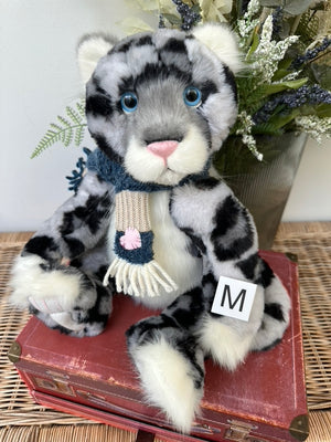 Babbledy Paw Store Exclusive Charlie Bears Plush Collection Snow Leopard