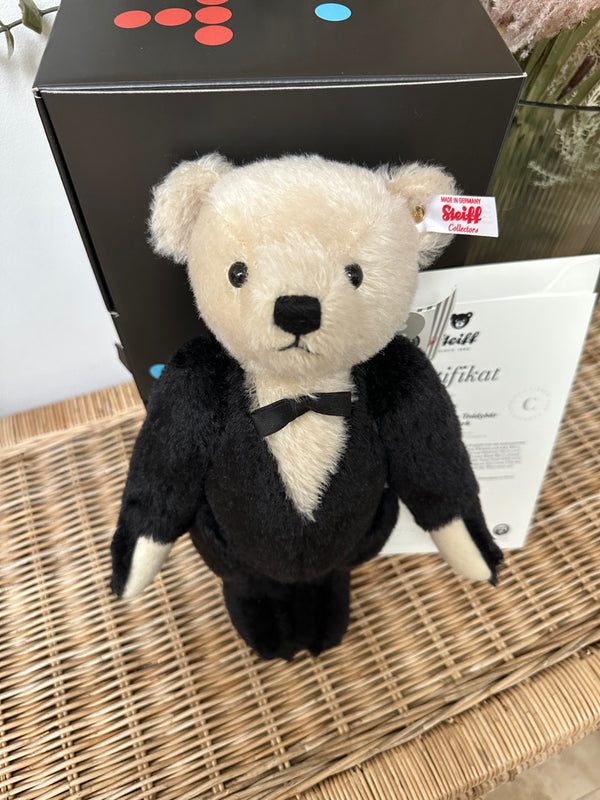 James Bond 007 Dr No Musical Collectable Teddy Bear No 446