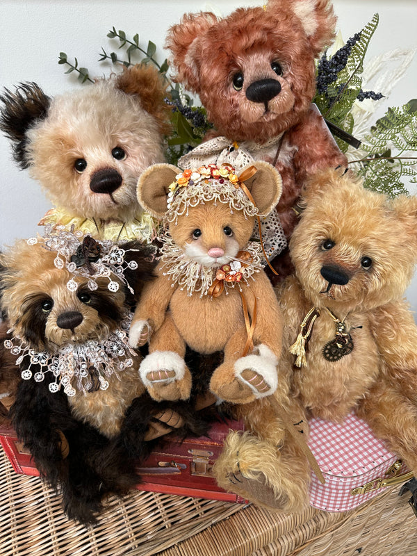Time Keeper Limited Edition Isabelle Collectable Teddy Number 237