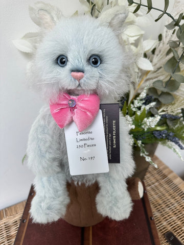 Felicette Charlie Bears Isabelle Collection Limited Edition Cat No 197