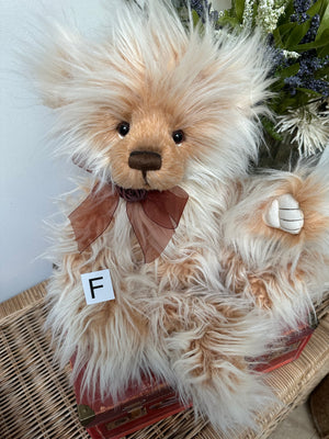 Ari Charlie Bears  Plush Collection Collectable Teddy Bear