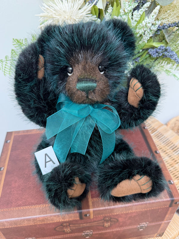 Jupiter 32cm Charlie Bears Plush Collection Teddy Bear