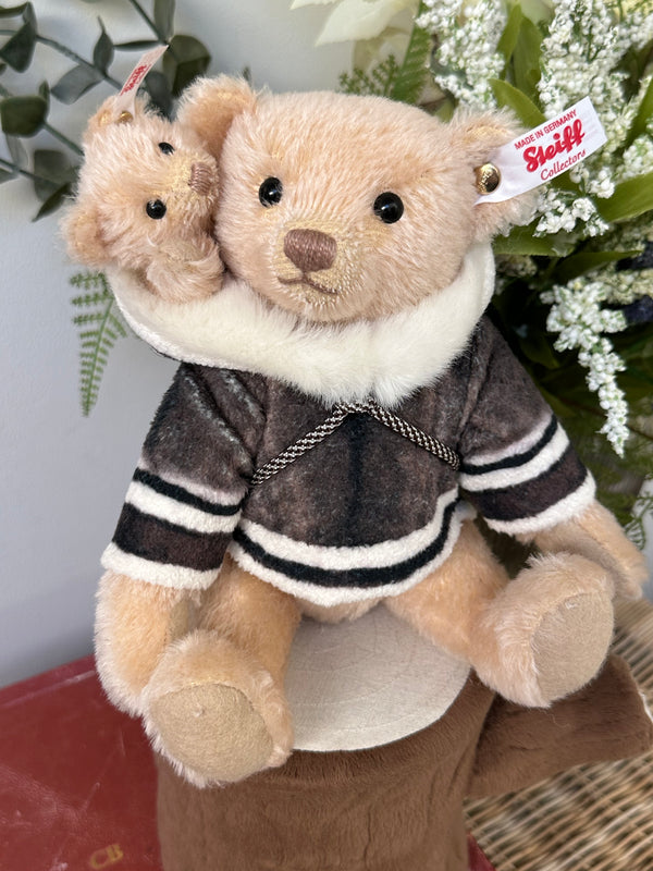 Mama Teddy Bear with Baby Steiff Christmas Collection No 695