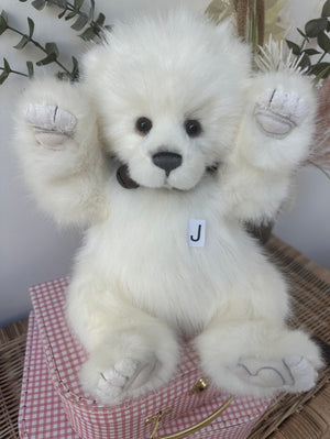 Daria Charlie Bears Plush Collection Polar Bear Teddy Bear