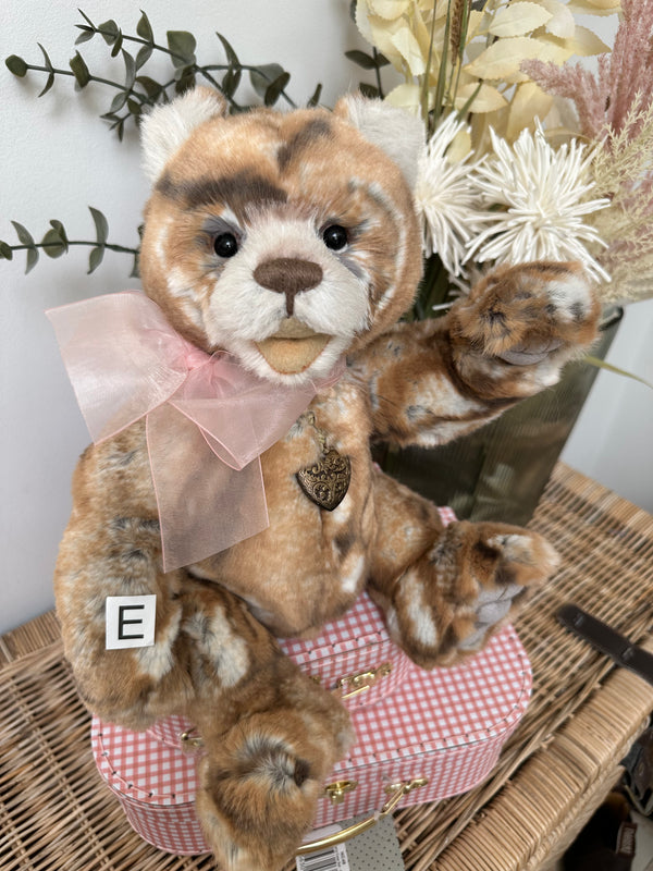 Early Bird Charlie Bears Plush & Alpaca Plumo Giggler Teddy Bear