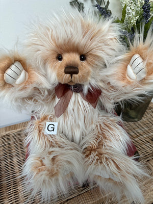 Ari Charlie Bears  Plush Collection Collectable Teddy Bear