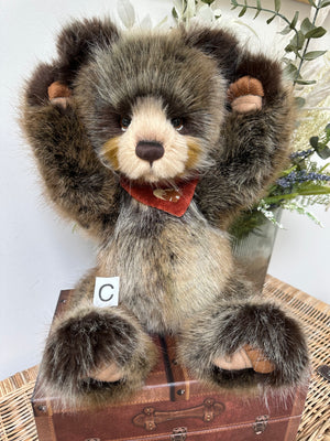 Newton Plush Collection Charlie Bears Plumo Teddy Bear