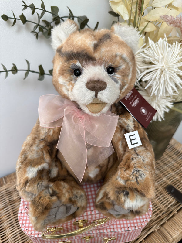Early Bird Charlie Bears Plush & Alpaca Plumo Giggler Teddy Bear