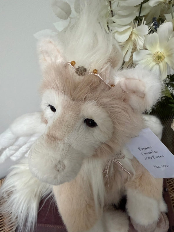Pegasus Signature Collection Charlie Bears Limited Edition No 1037