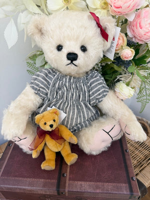 Nostalgia Gold Mohair Miniature 15 cm Teddy Bear