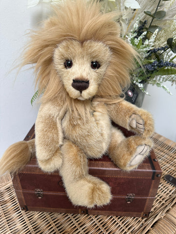 Anniversary Linus Charlie Bears 2025 Plush Collection Lion
