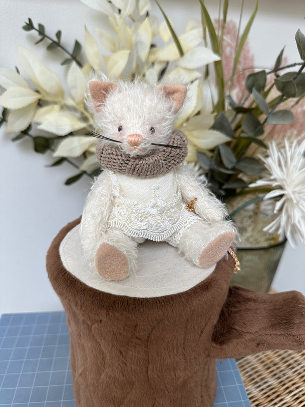 Michelle 14cm Teddy Hermann Original Limited Edition Miniature Mohair Kitten No 59
