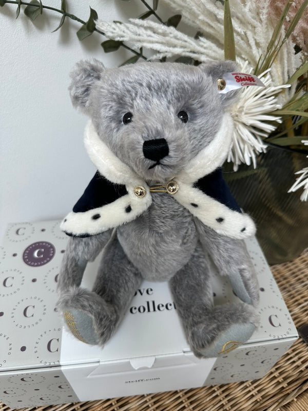 Steiff King Charles III Royal Collection Musical Teddy Bear No 1710