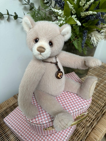 Tall Tales Charlie Bears Isabelle Collection Limited Edition Collectable Teddy No 145