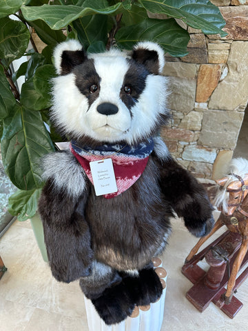 Wildwood Large Standing Plush Charlie Bears Limited Edition Badger No 609