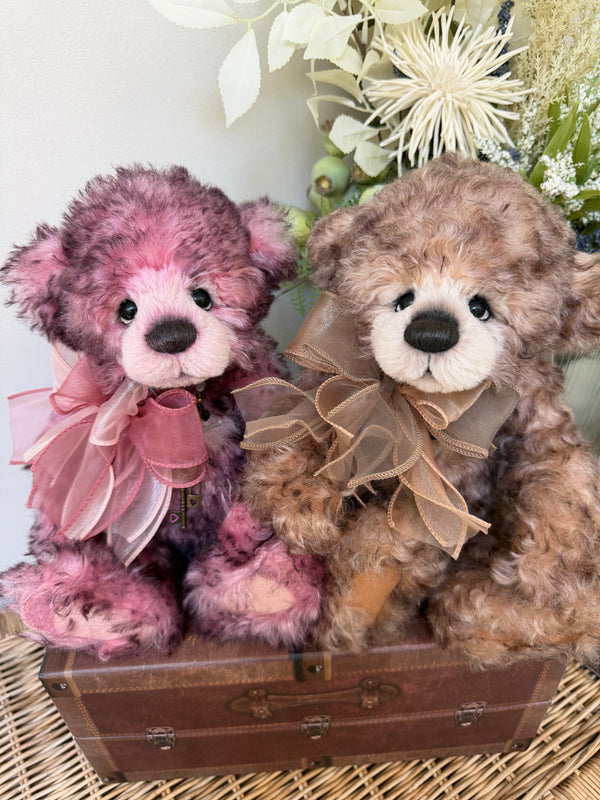 Camelot Charlie Bears Limited Edition Isabelle Mohair / Alpaca Collectable Bear No 210