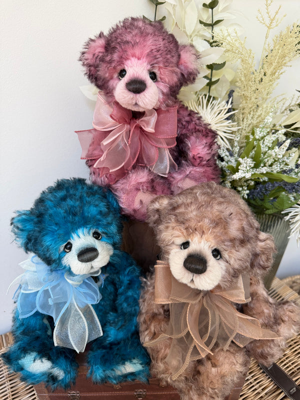 Camelot Charlie Bears Limited Edition Isabelle Mohair / Alpaca Collectable Bear No 210