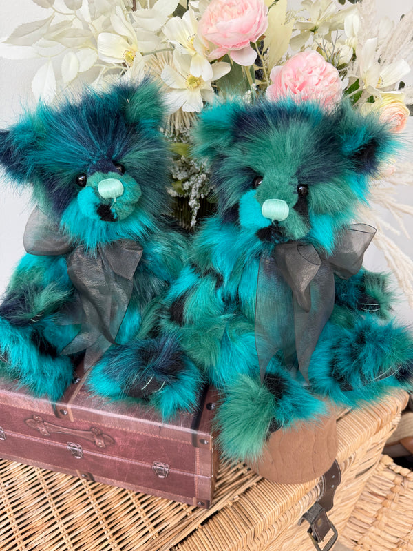 Filigree Charlie Bears Plush Collection Collectable Teddy Bear