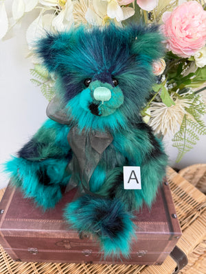 Filigree Charlie Bears Plush Collection Collectable Teddy Bear
