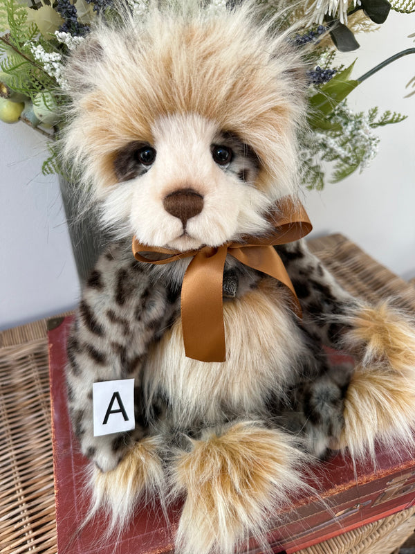 Michaela 38cm Charlie Bears Secrets Collection Plush Teddy Bear