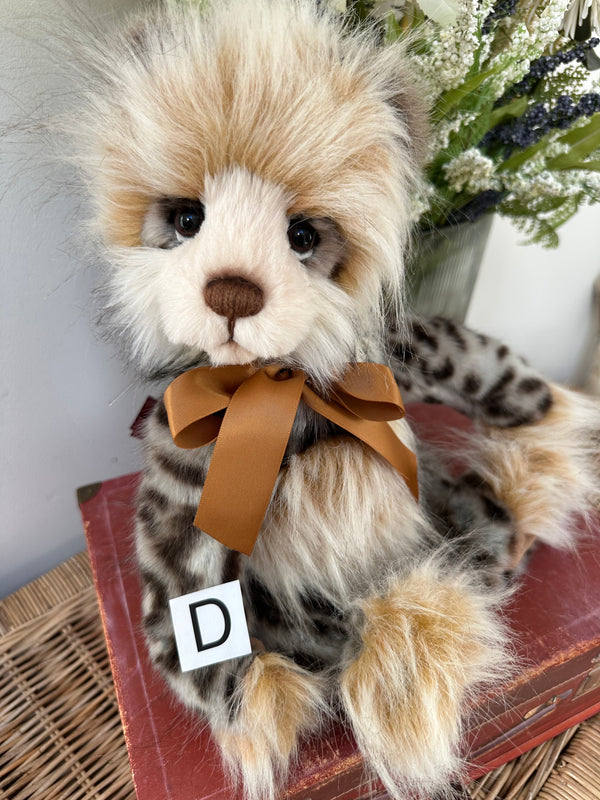 Michaela 38cm Charlie Bears Secrets Collection Plush Teddy Bear