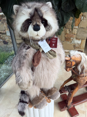 Inspector Rummage Charlie Bears Standing Plush Limited Edition Racoon No 458