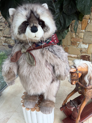 Inspector Rummage Charlie Bears Standing Plush Limited Edition Racoon No 458