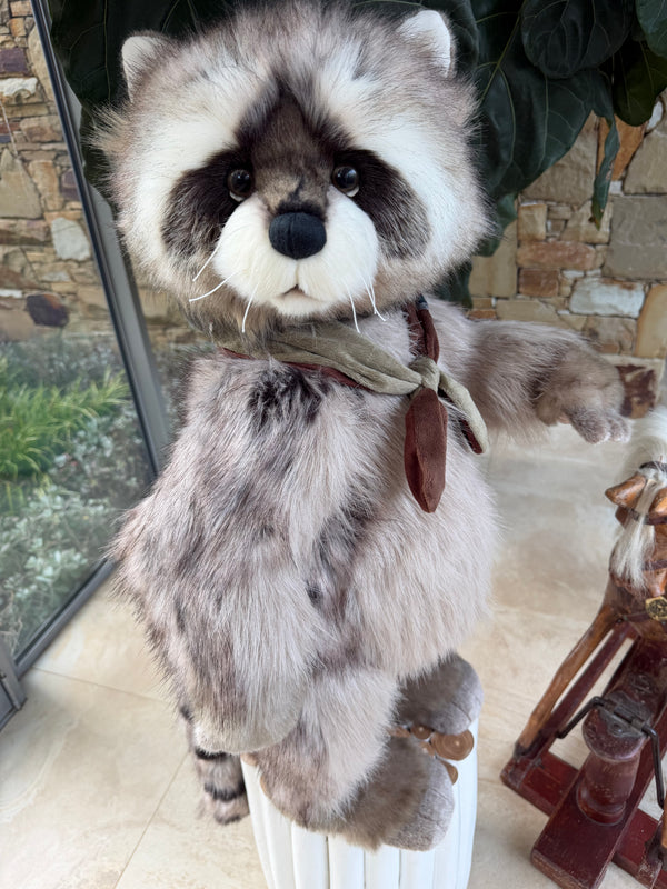 Inspector Rummage Large Charlie Bears Standing Plush Limited Edition Racoon No 465