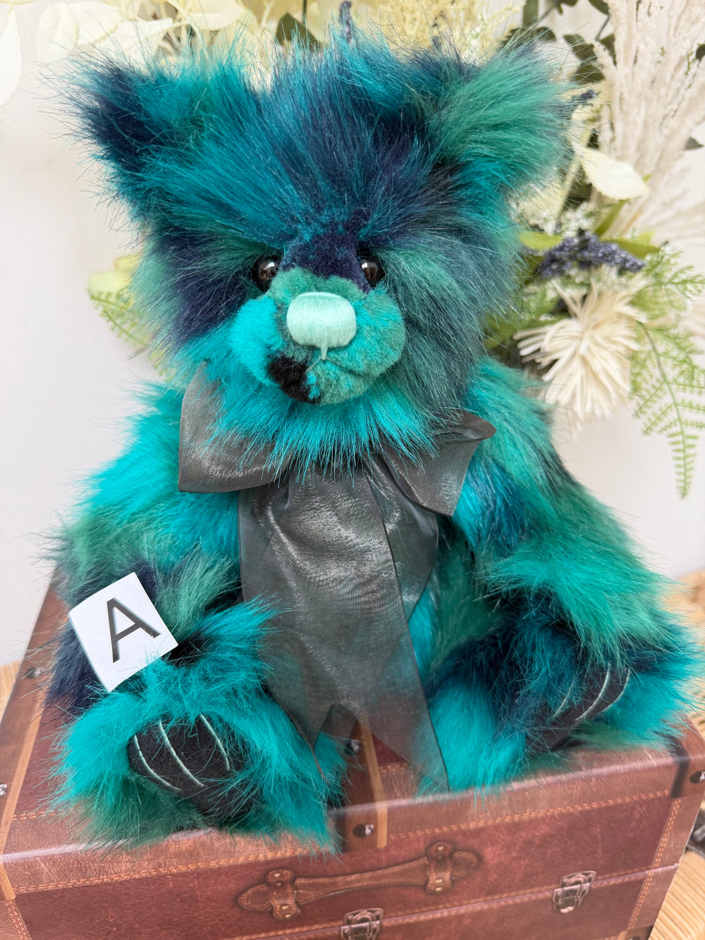 Filigree Charlie Bears Plush Collection Collectable Teddy Bear
