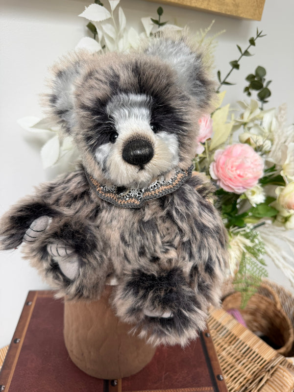 Pebbleshire Isabelle Collection Limited Edition Teddy Bear No 134