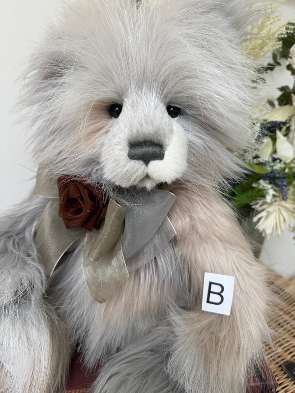Carrie Charlie Bears Large Plush Collection Teddy Bear