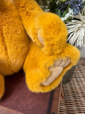Mrs Jones Charlie Bears Golden Plush Collection Teddy Bear