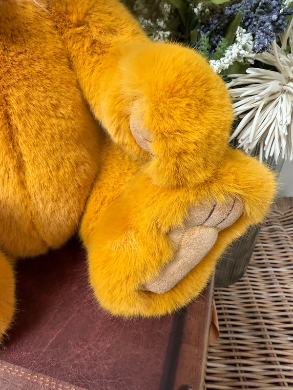 Mrs Jones Charlie Bears Golden Plush Collection Teddy Bear